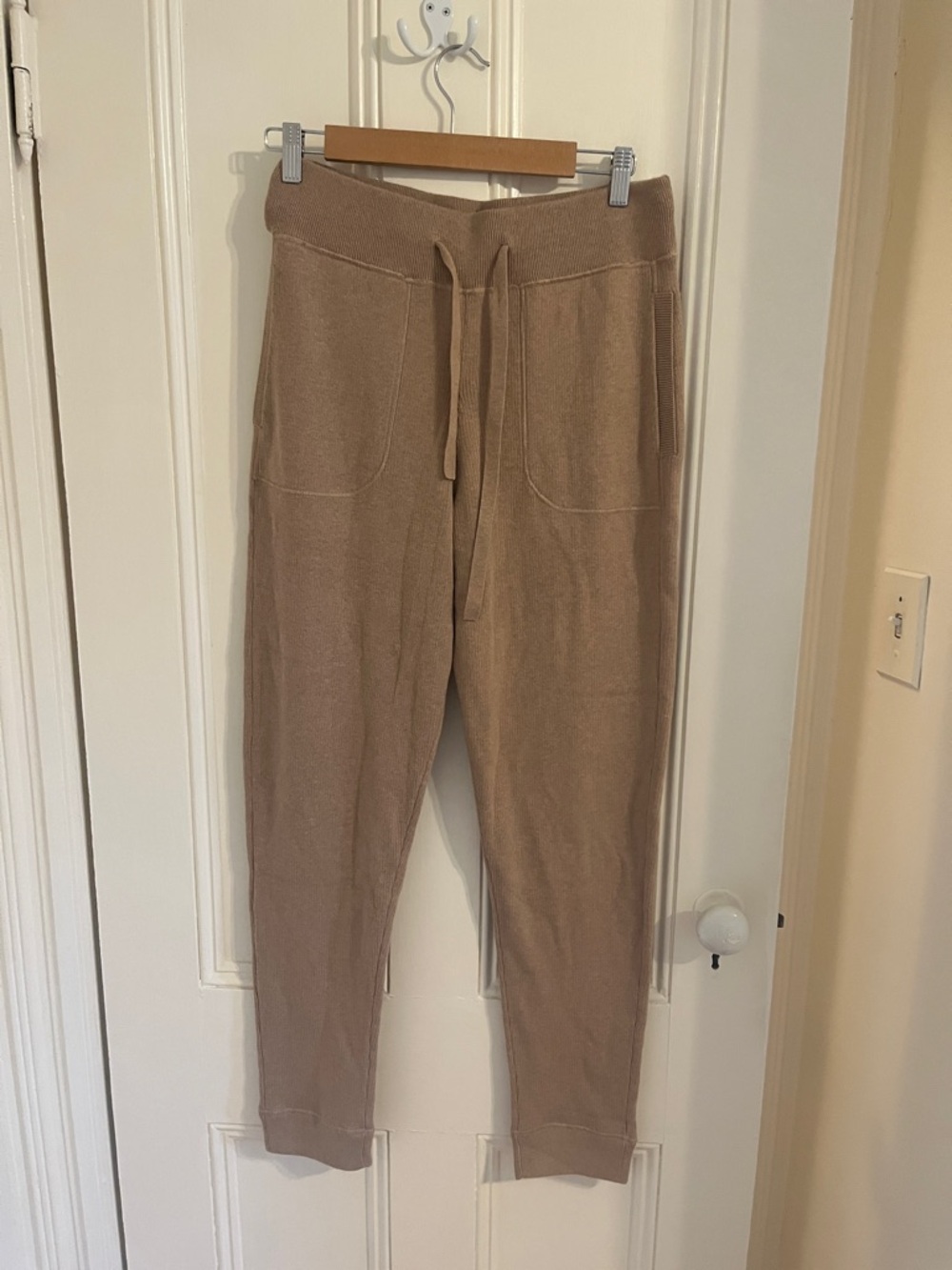 Rhone Like New Daybreak Joggers Camel Knit Sweater Pants Small